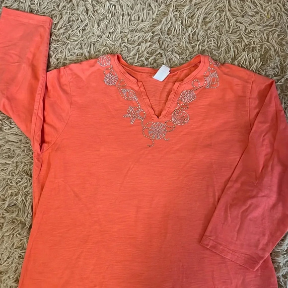 Embellished tunic - Picture 2 of 5